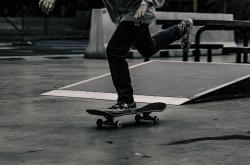 开云APP-欧冠烽火夜，绿军之魂，塔图姆的里程碑与篮球世界的独特回响