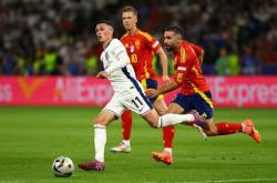 开云足球直播-关于欧洲杯预选赛势如破竹，众队实力均衡的信息