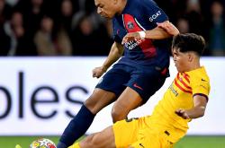 开云官网-荷兰鏖战拜仁，姆巴佩高光表现