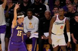 开云体育下载-法国男篮碾压西班牙男篮，麦科勒姆制霸全场