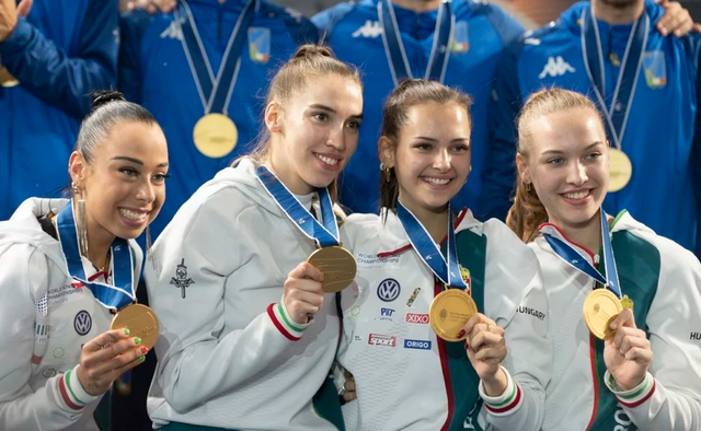 埃及女子击剑运动员脱颖而出 埃及女子击剑运动员脱颖而出