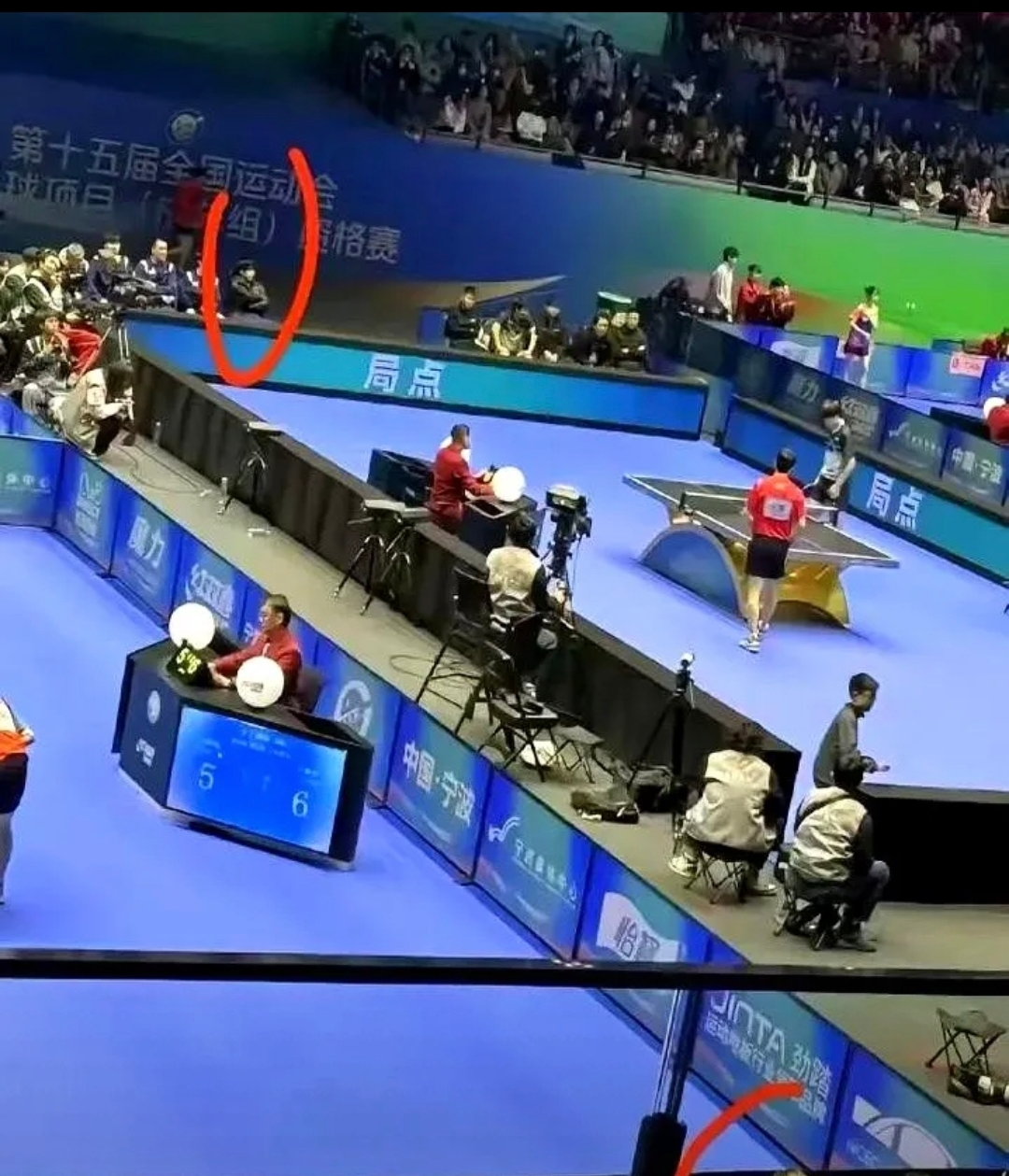 包含体育风云，选手镇定应对挑战的词条