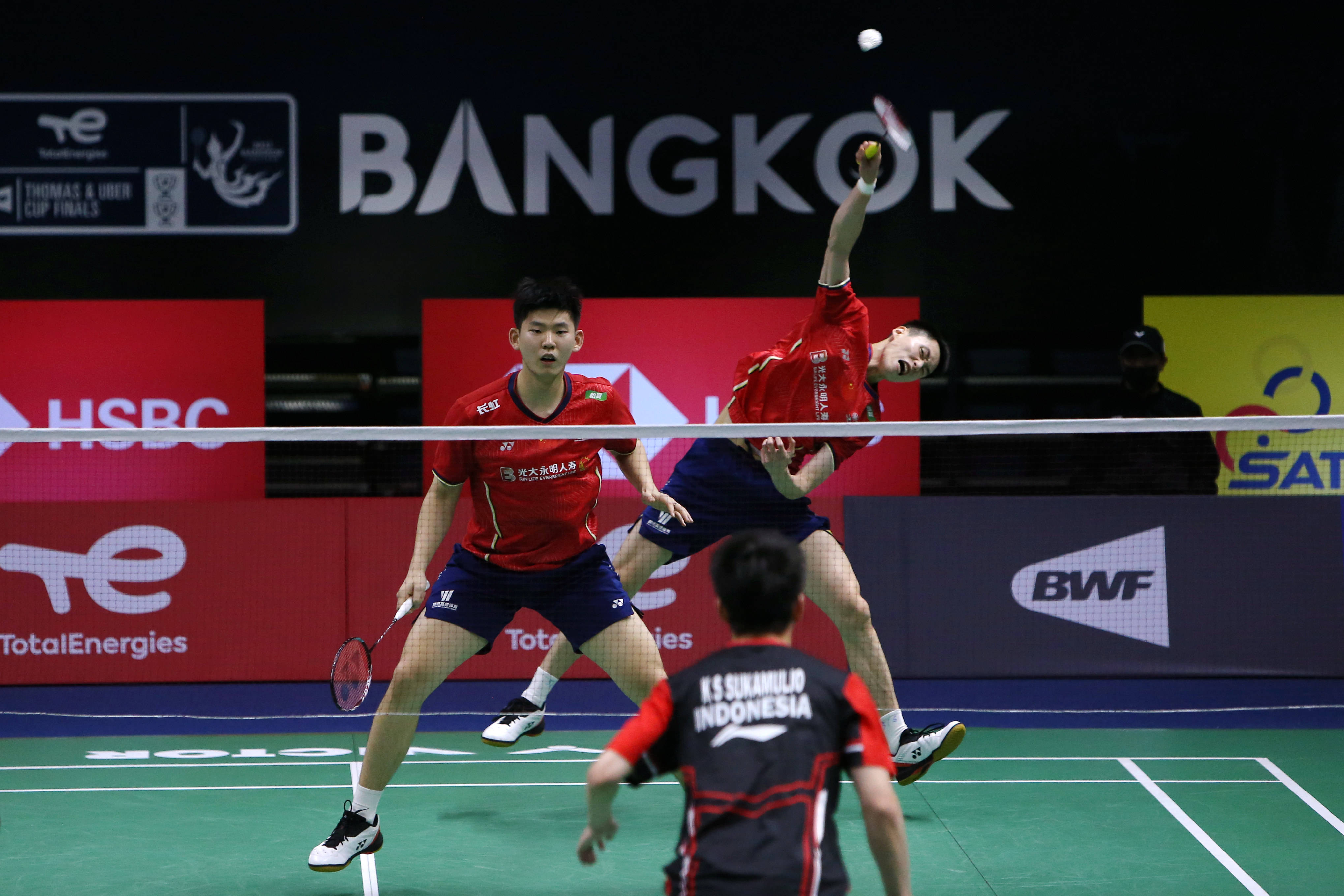 包含泰国羽毛球队险胜印尼羽毛球队，辛杜打破历史纪录的词条