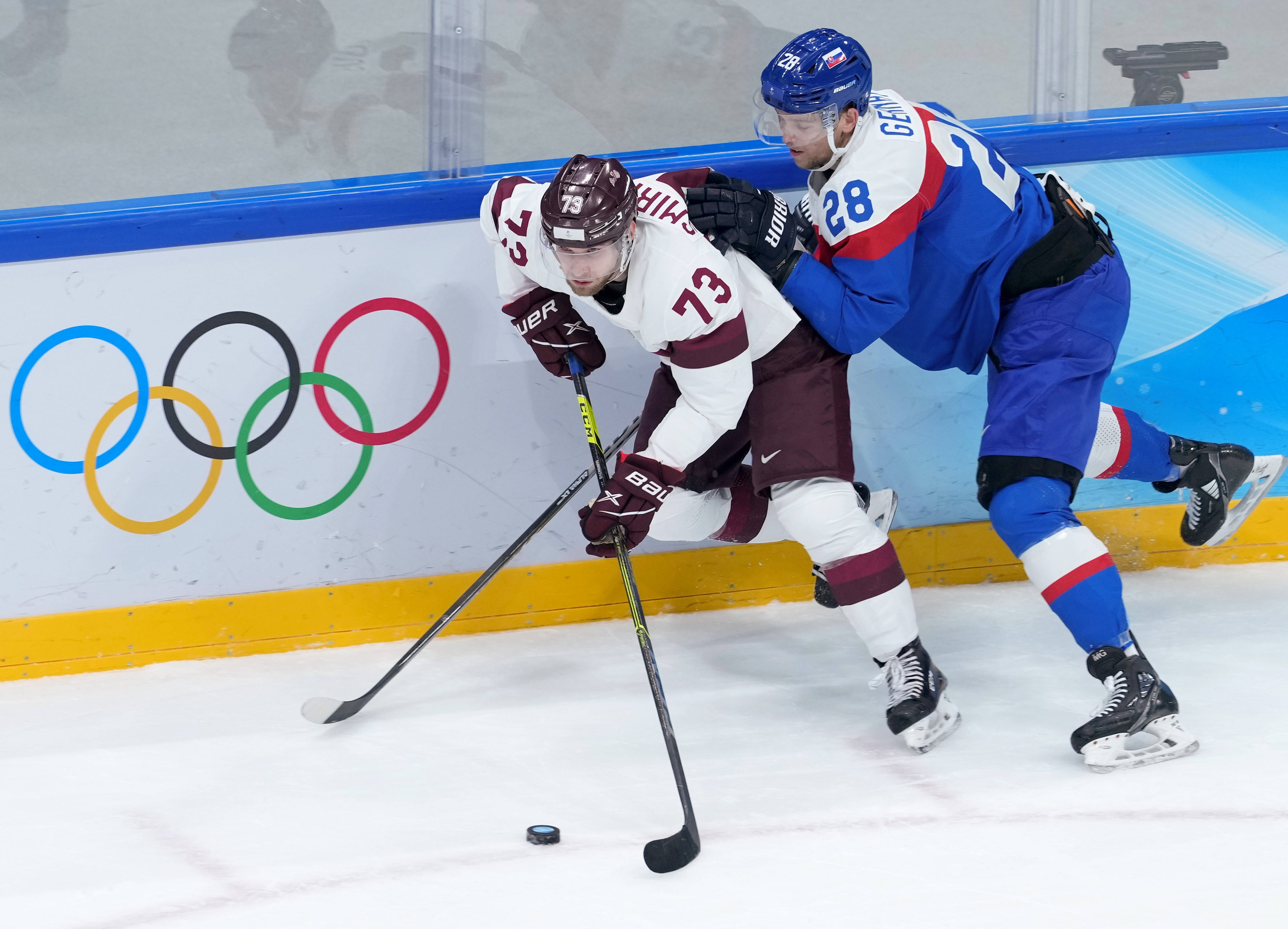 斯洛伐克队在困苦时刻咬牙坚持,不轻言放弃.的简单介绍 斯洛伐克队在困苦时刻咬牙坚持,不轻言放弃.的简单介绍