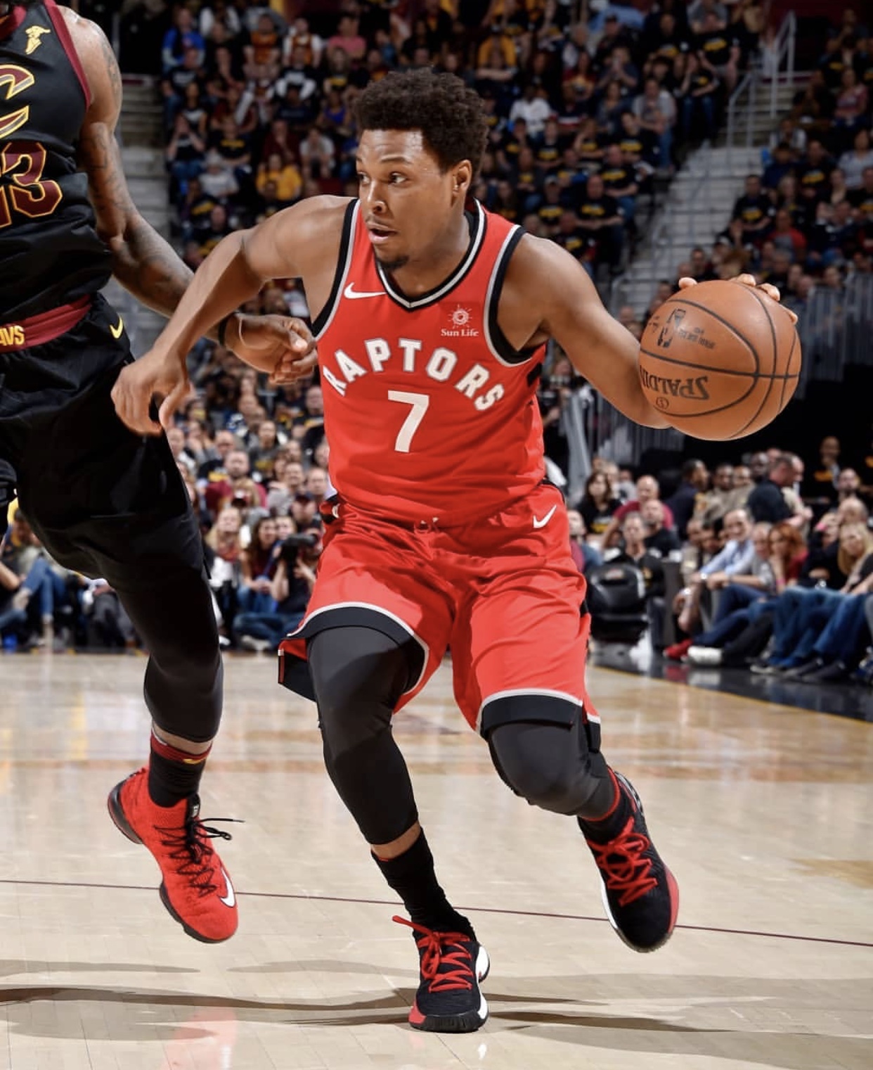 关于欧预赛激战连连，胜负难分谁主沉浮的信息