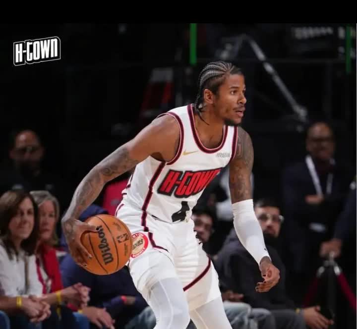 雄鹿队再胜一场，火箭队陷入危机