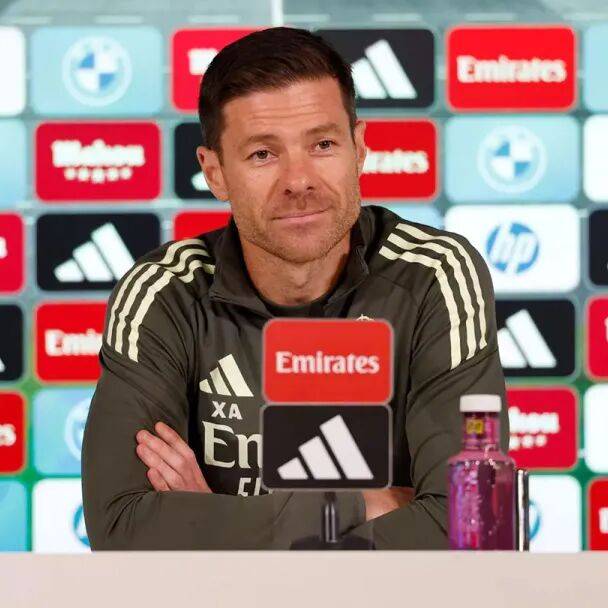 瓦伦西亚主场大胜,士气高涨的简单介绍 瓦伦西亚主场大胜,士气高涨的简单介绍