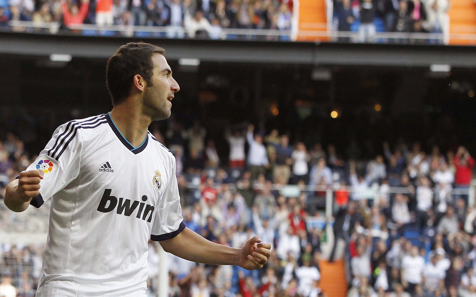 赛道新纪元，皮亚斯特里刷新纪录，迈凯伦完胜红牛二队